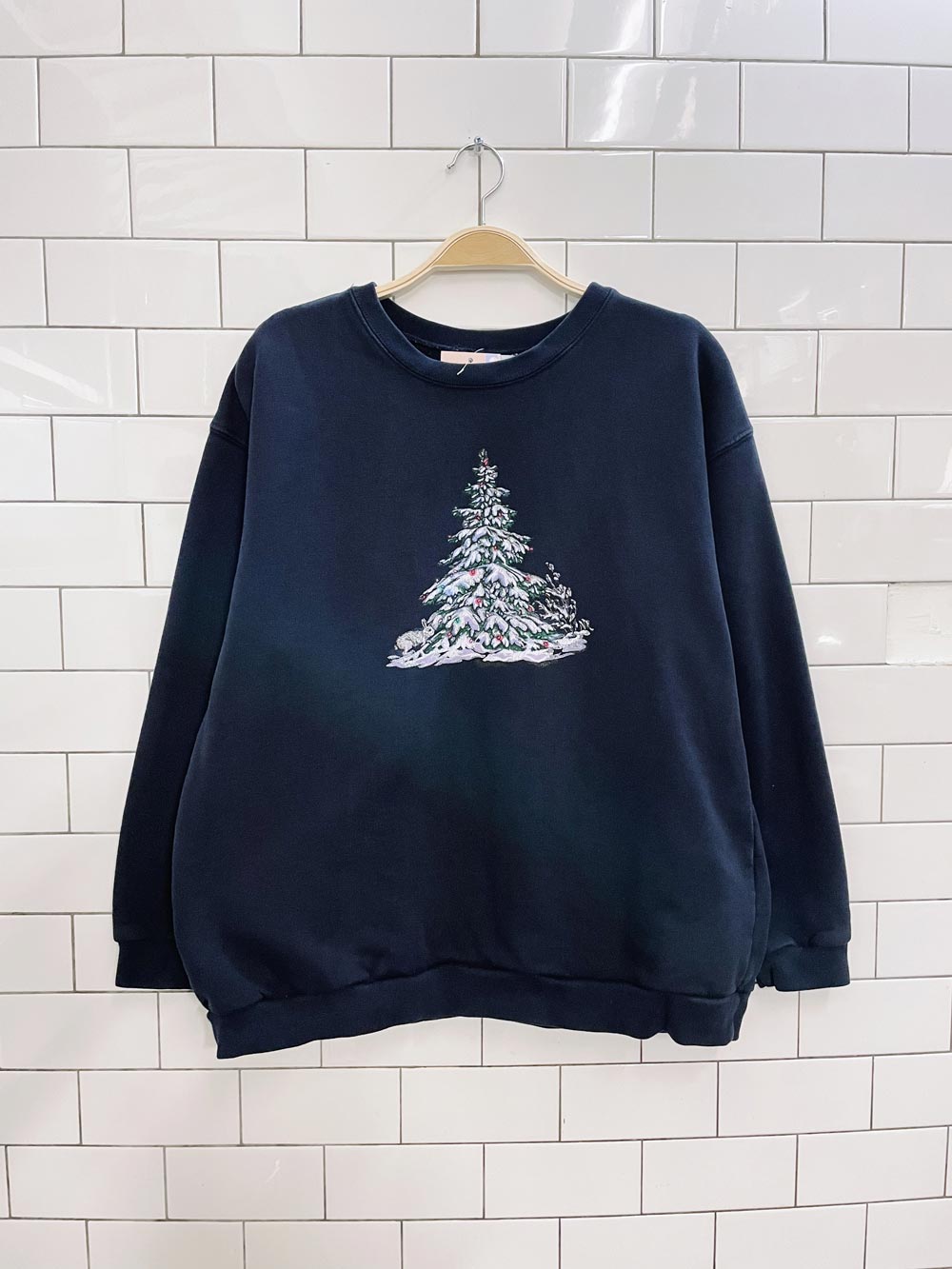 vintage 00s NR snowy pine tree graphic sweatshirt