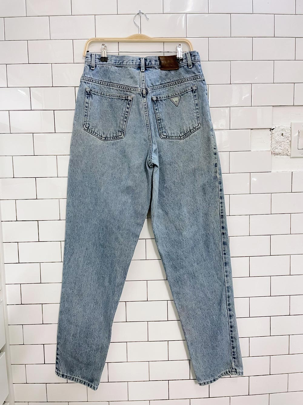 vintage 90s guess two button boyfriend jeans