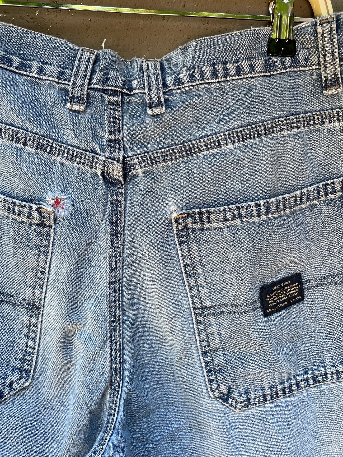 vintage 00s levi's long denim shorts