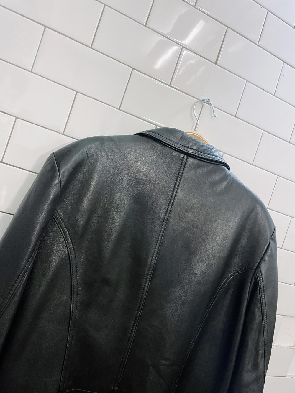 vintage 00s danier minimal butter leather jacket