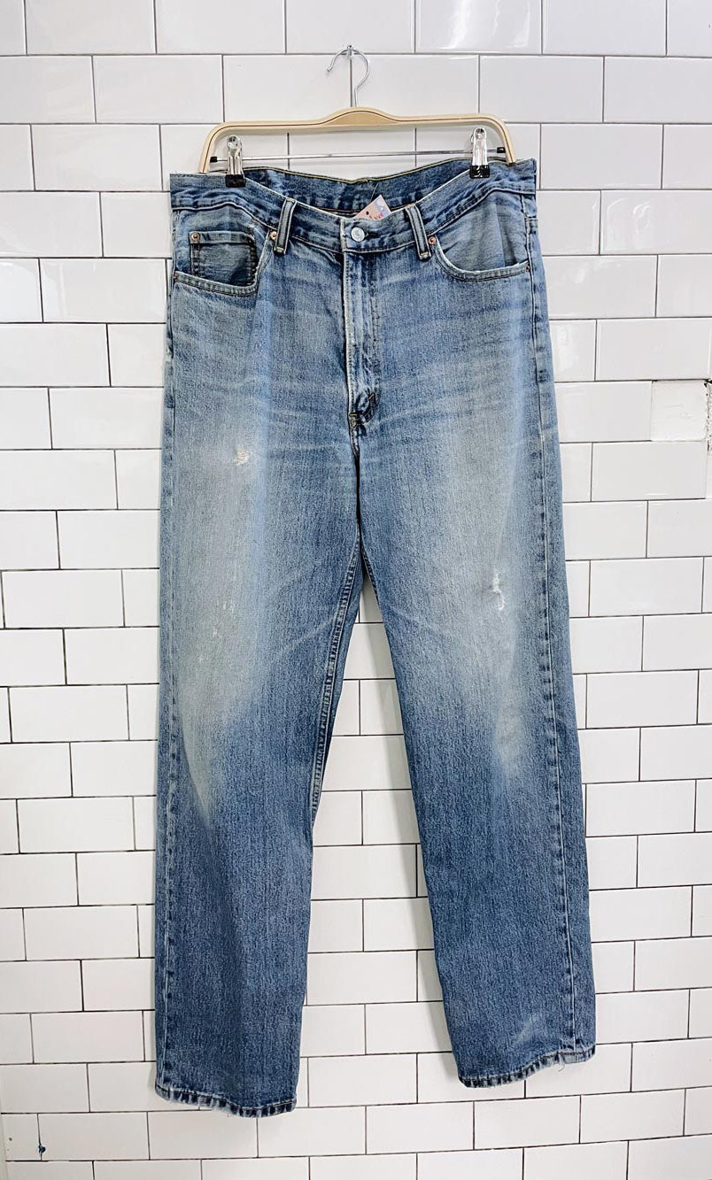 00s levi's 550 relaxed fit jeans