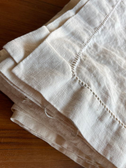 pottery barn 100% linen table cloth