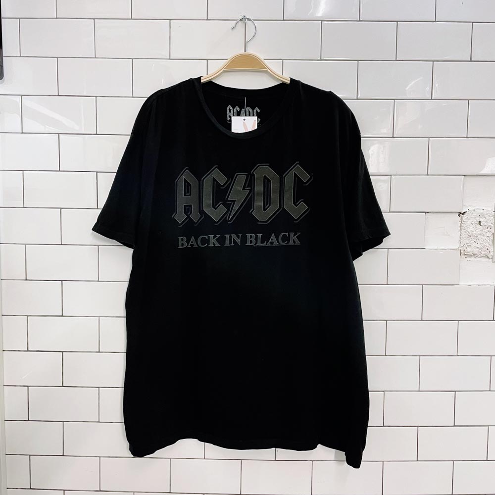 acdc 2012 black in black minimal graphic tee