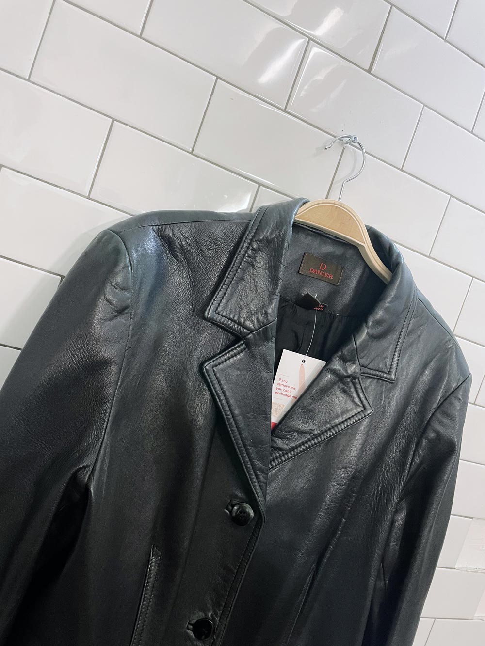 vintage 00s danier minimal butter leather jacket