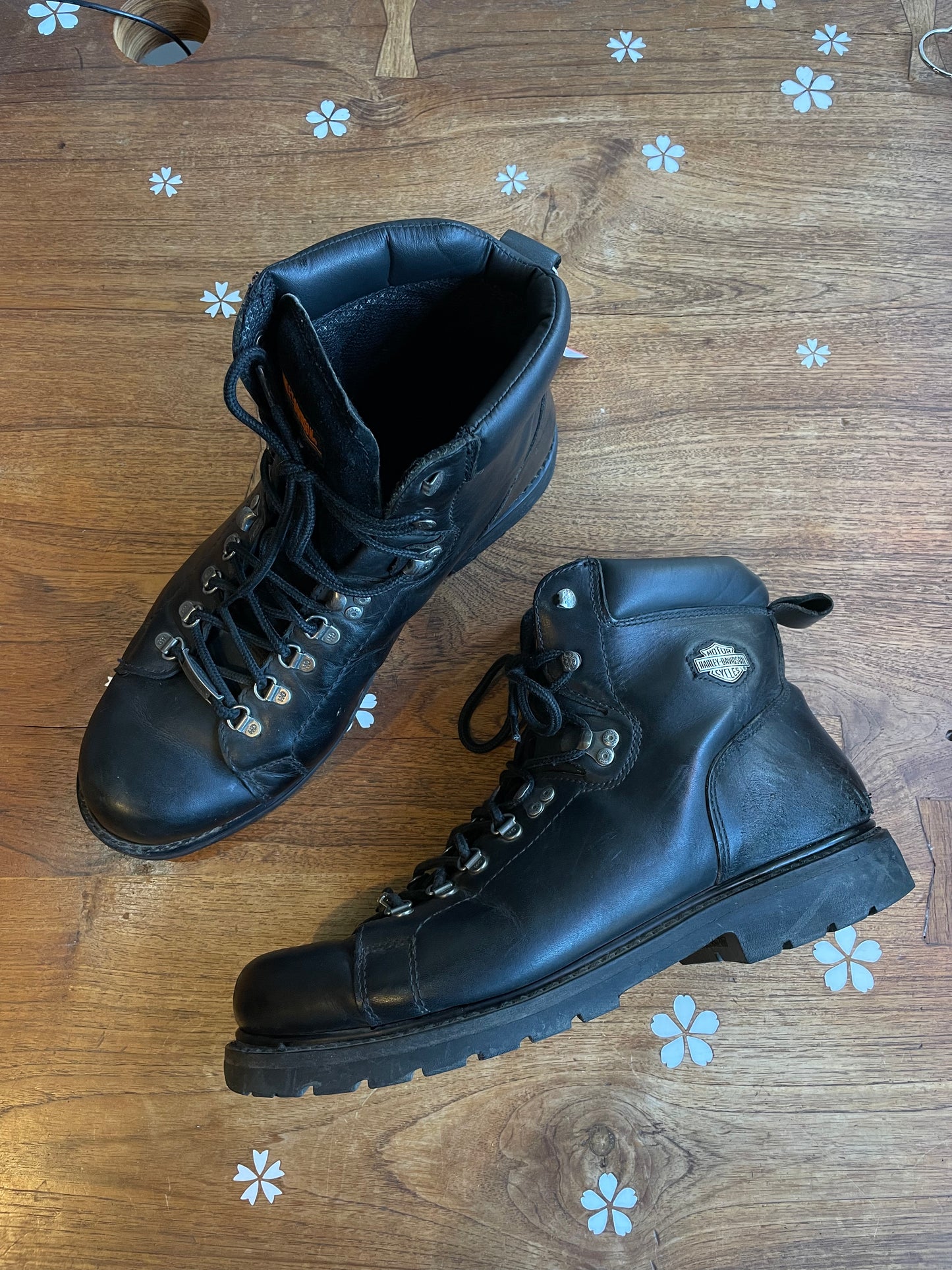 harley davidson lace-up leather biker boots