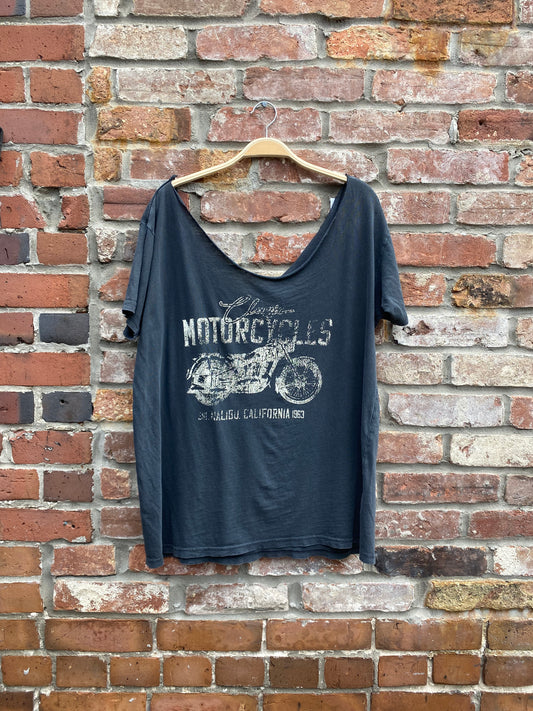 garage open neck moto boyfriend tee