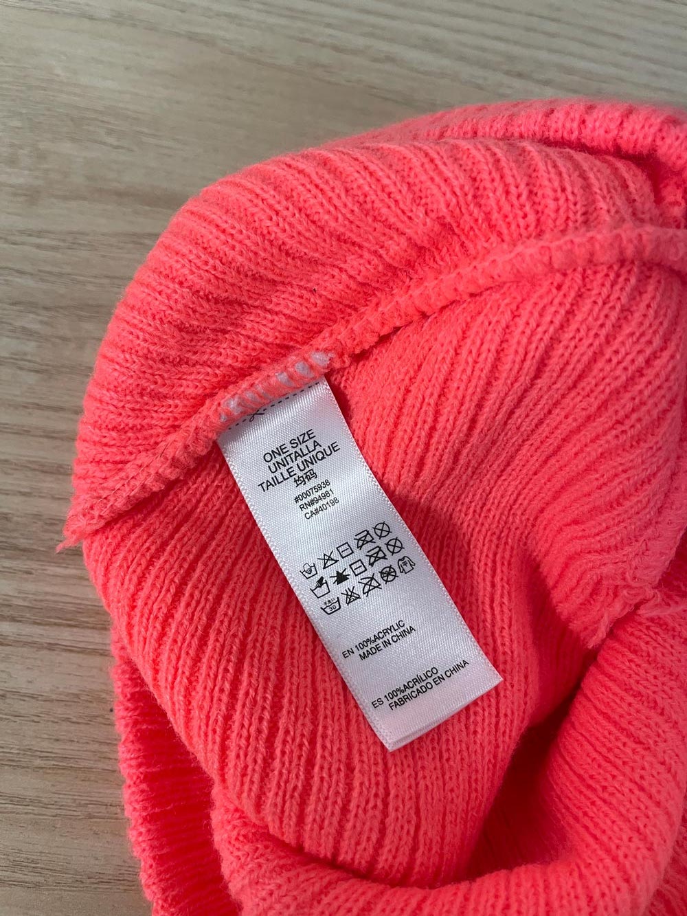 f21 neon pink toque