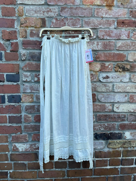 vintage crochet lace trim long apron