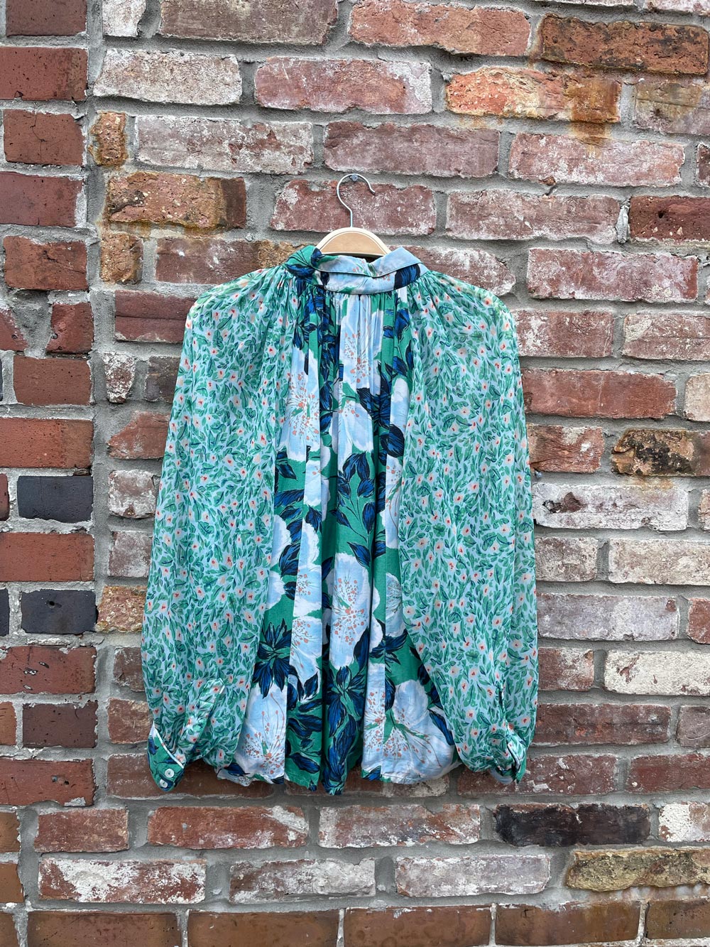 anthro roller rabbit green floral contrast blouse