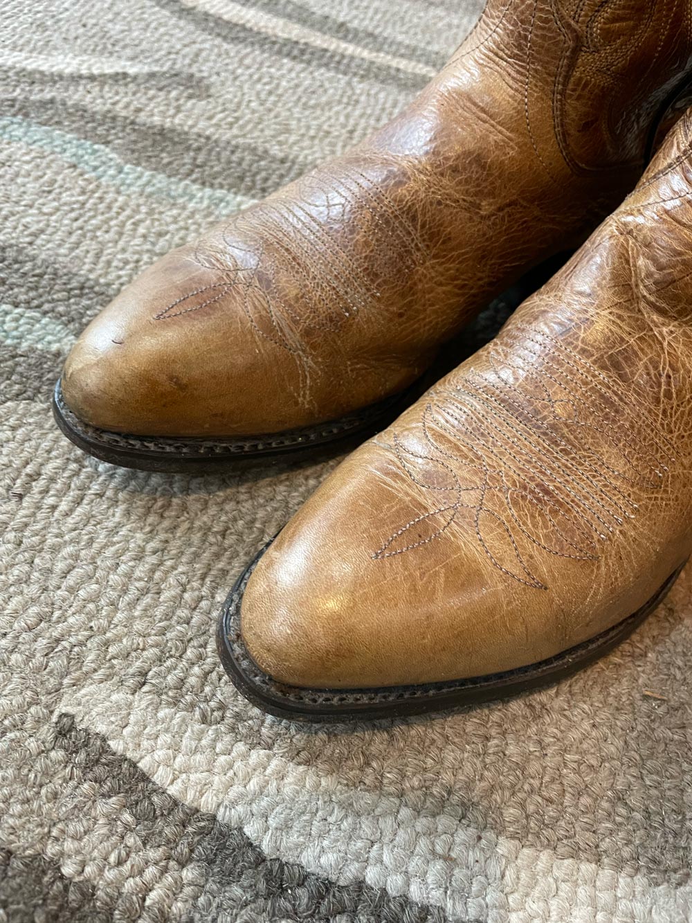 vintage oxford leather cowboy boot