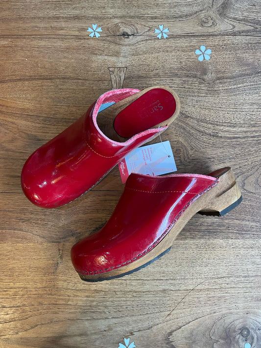 sanita danish red patent wood clogs