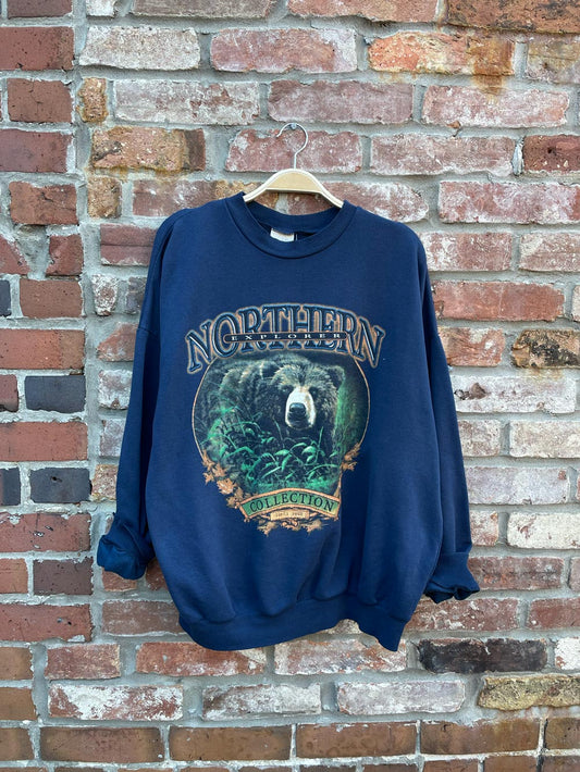 vintage 00s northern explorer bear graphic crew