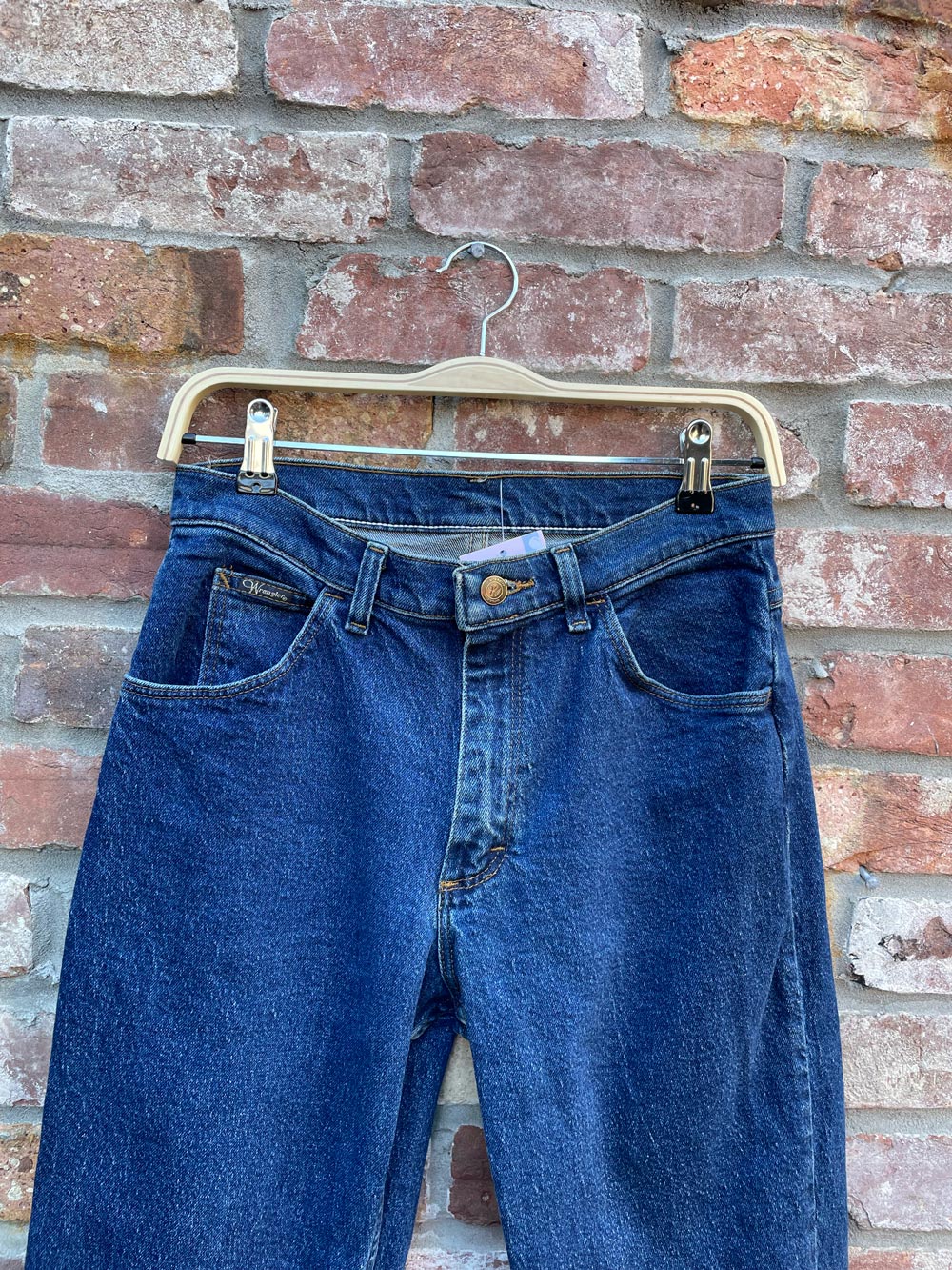 vintage wrangler tapered high rise jeans