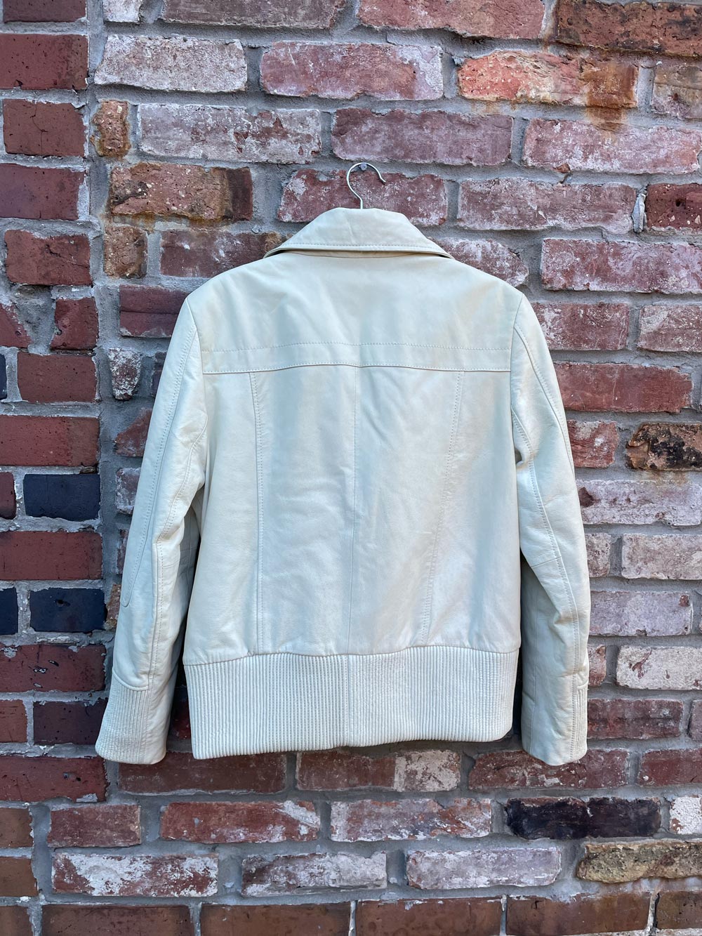 vintage 00s danier cream leather bomber jacket