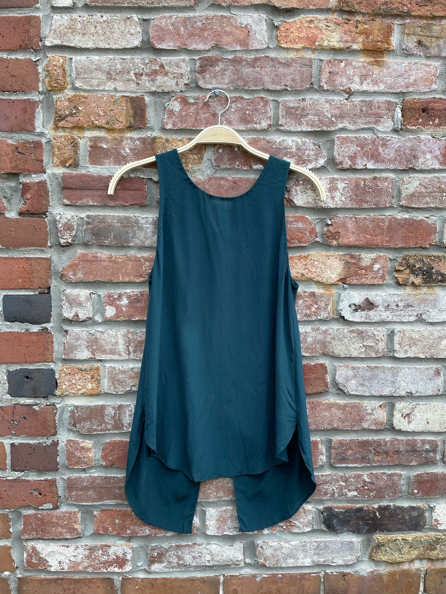 wilfred open back silk tank