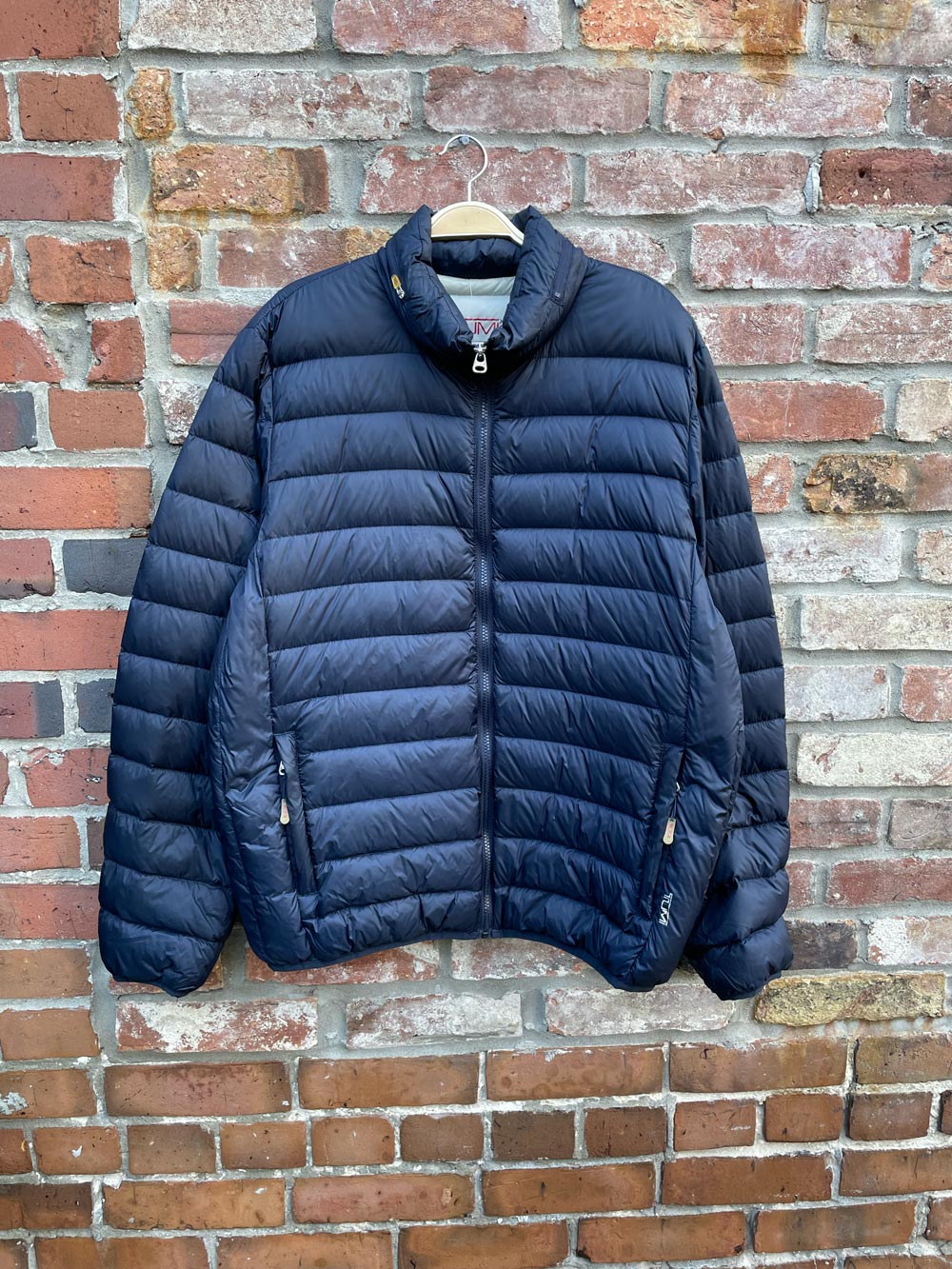 tumi pax preston down packable pillow jacket