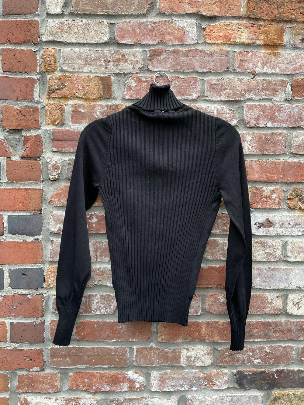 vermani ribbed snatch turtleneck