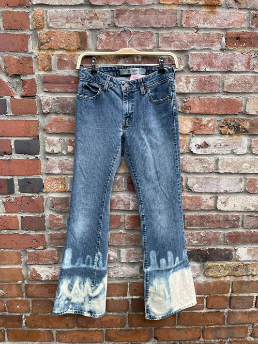 y2k gap stretch flare bleach dye hem jeans