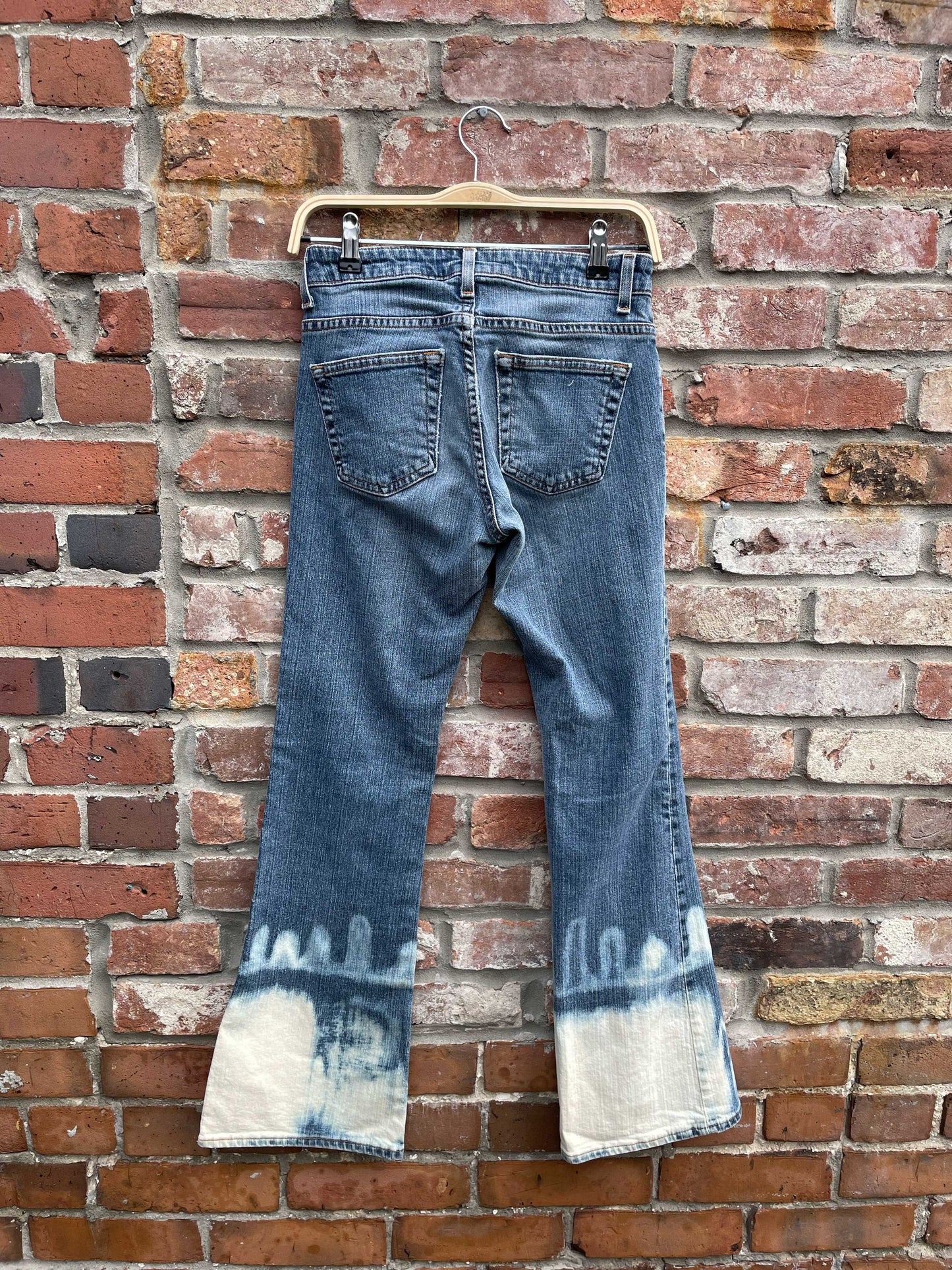 y2k gap stretch flare bleach dye hem jeans