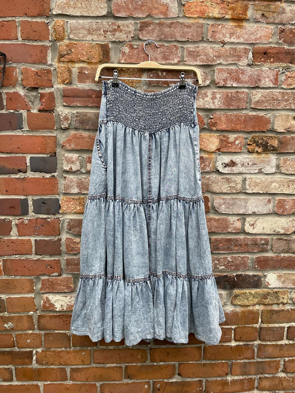 oli & hali tiered country denim maxi skirt