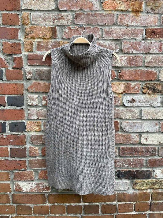 wilfred durandal sleeveless wool sweater