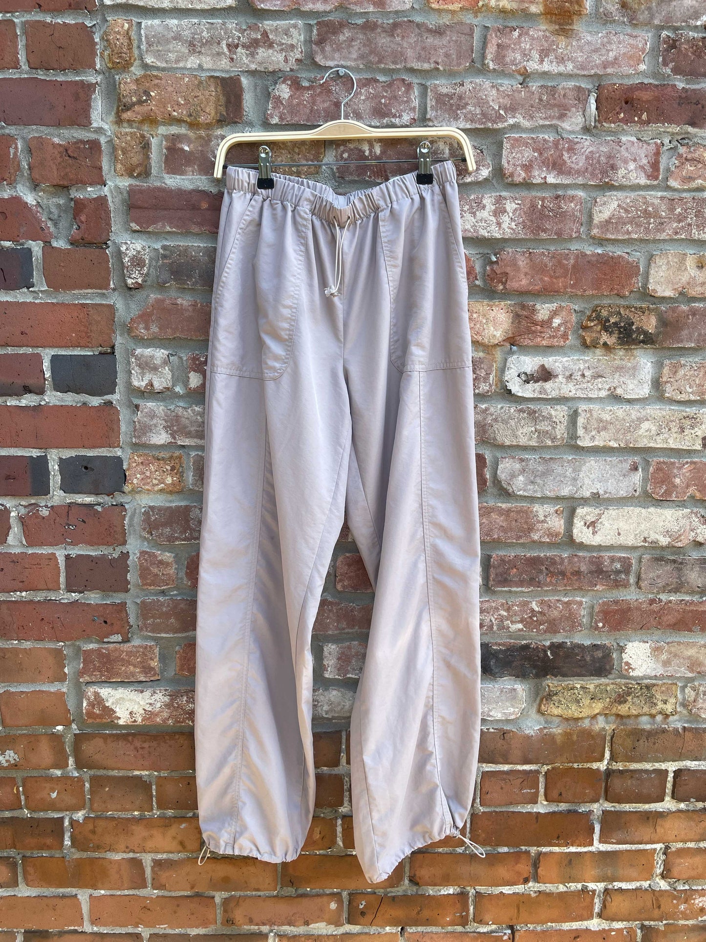 bluenotes drawstring waist parachute pants