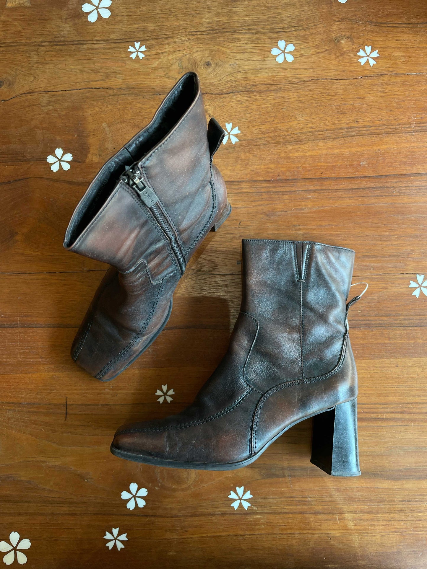 vintage spring square toe heeled leather boots