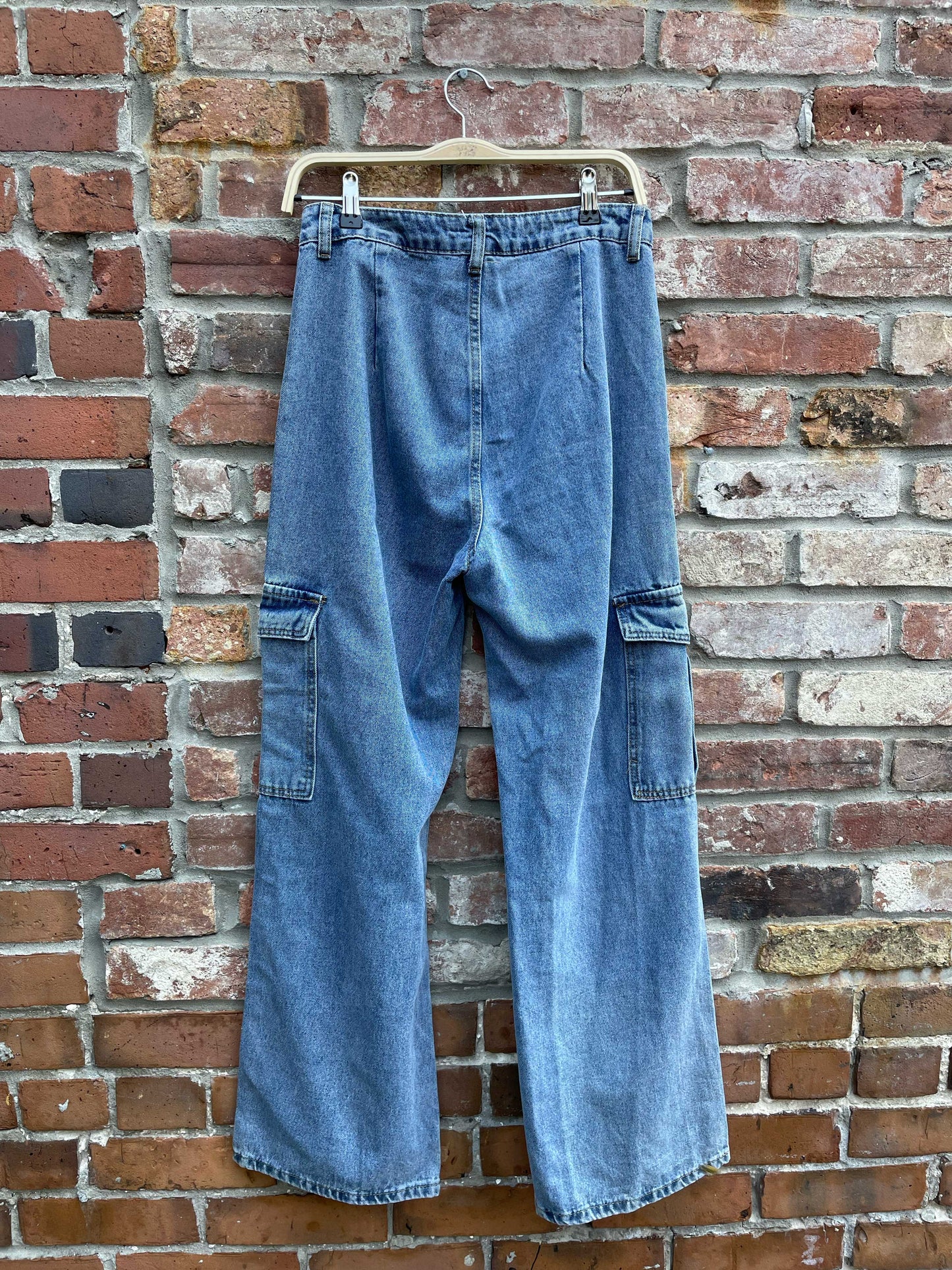 high rise wide leg cargo jeans