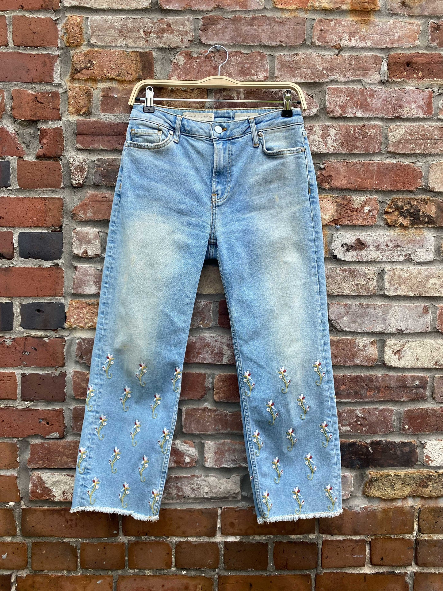 pilcro flower embroidered high rise straight jean