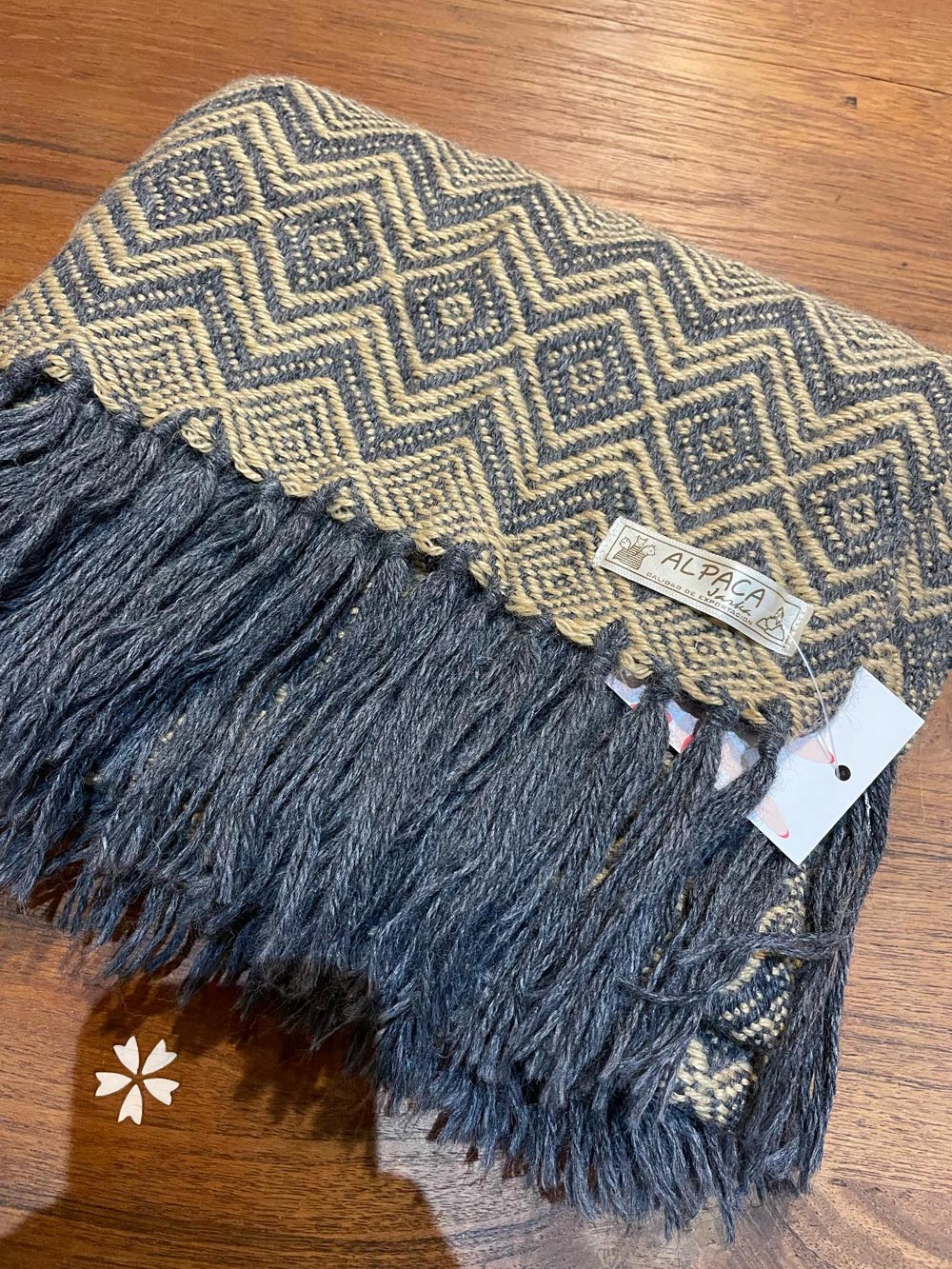 alpaca woven fringe edge scarf