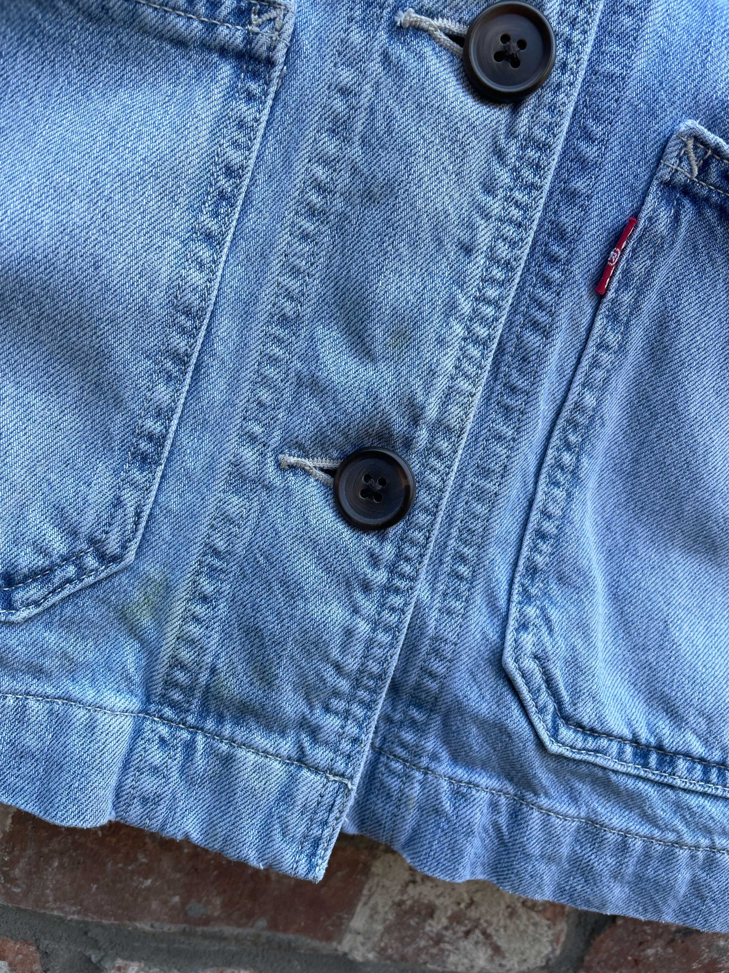 levi's iconic denim chore coat