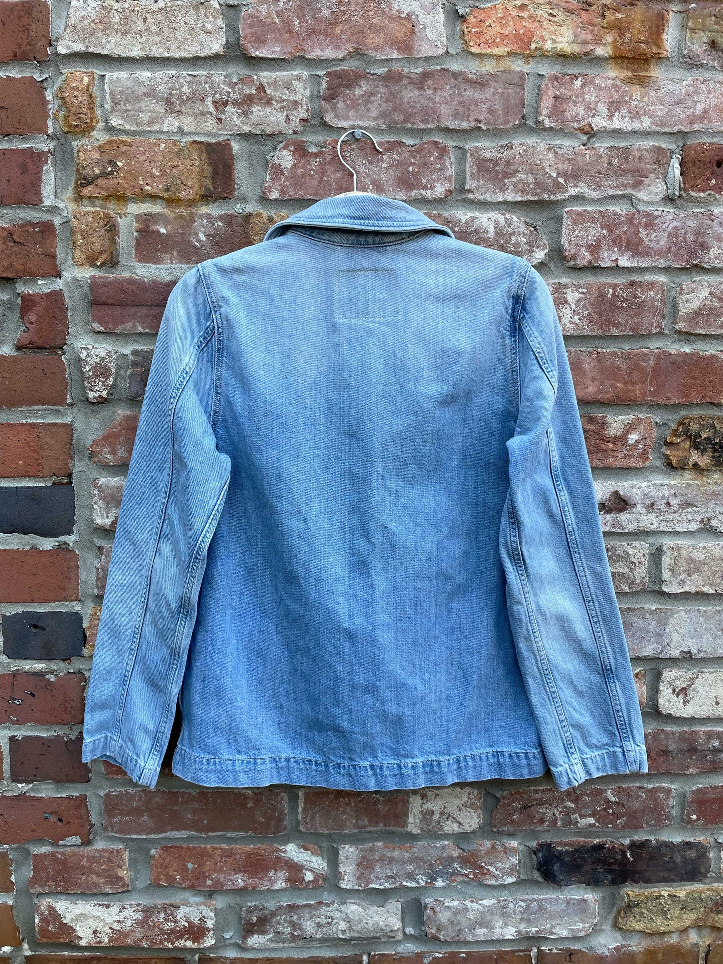 levi's iconic denim chore coat