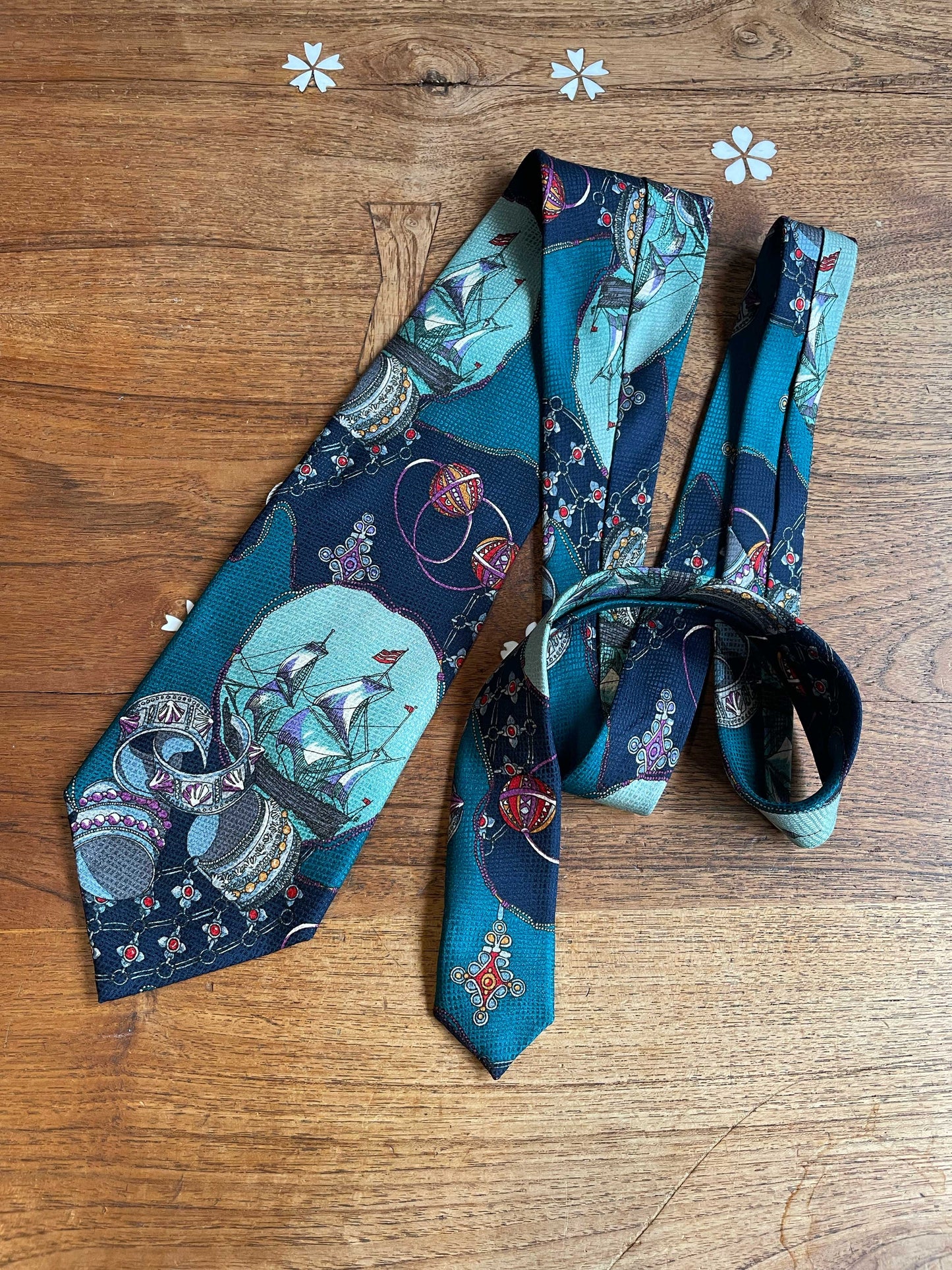 vintage sazzari tall ships eclectic silk tie