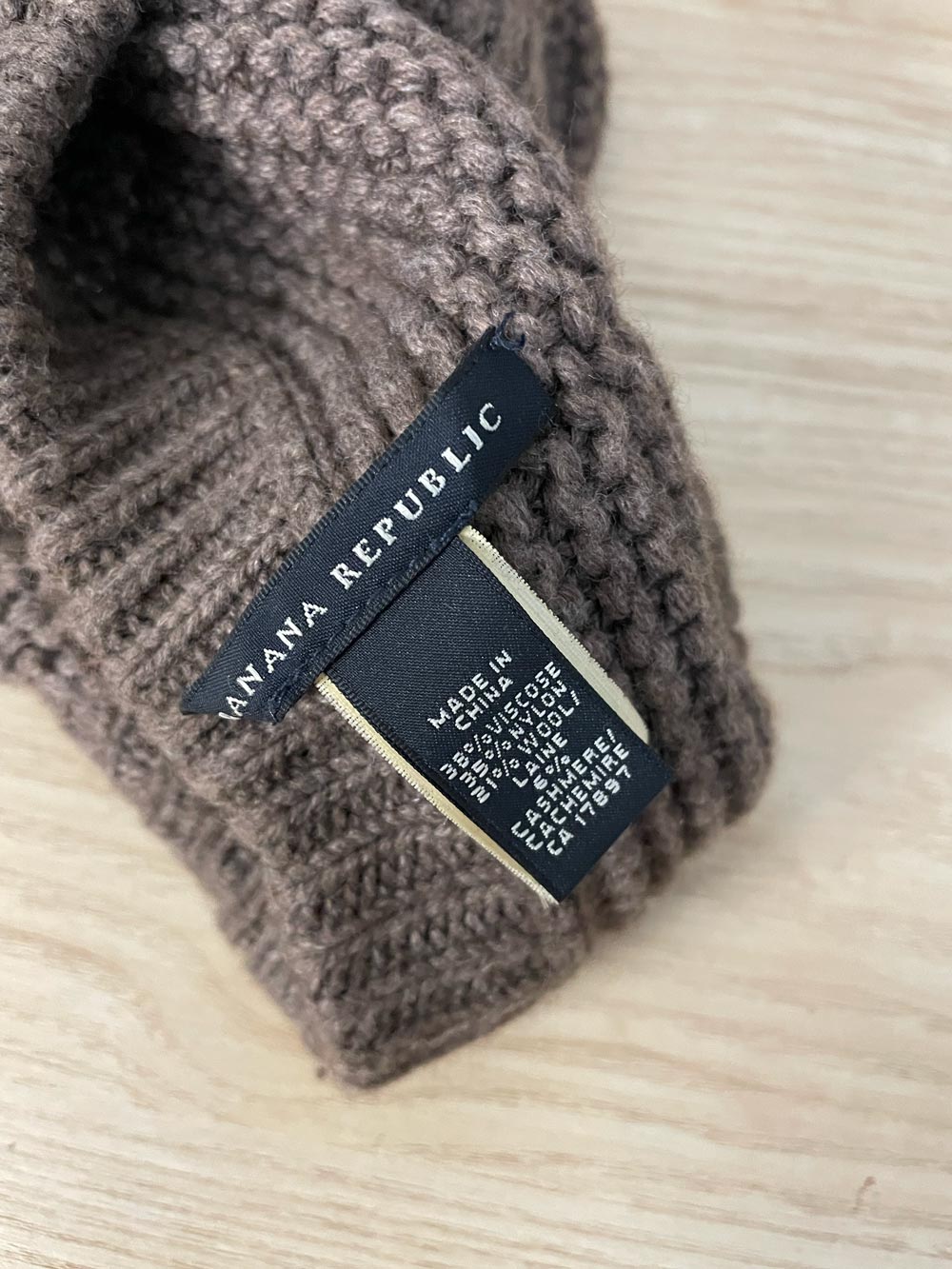 banana republic wool-cashmere knit beret