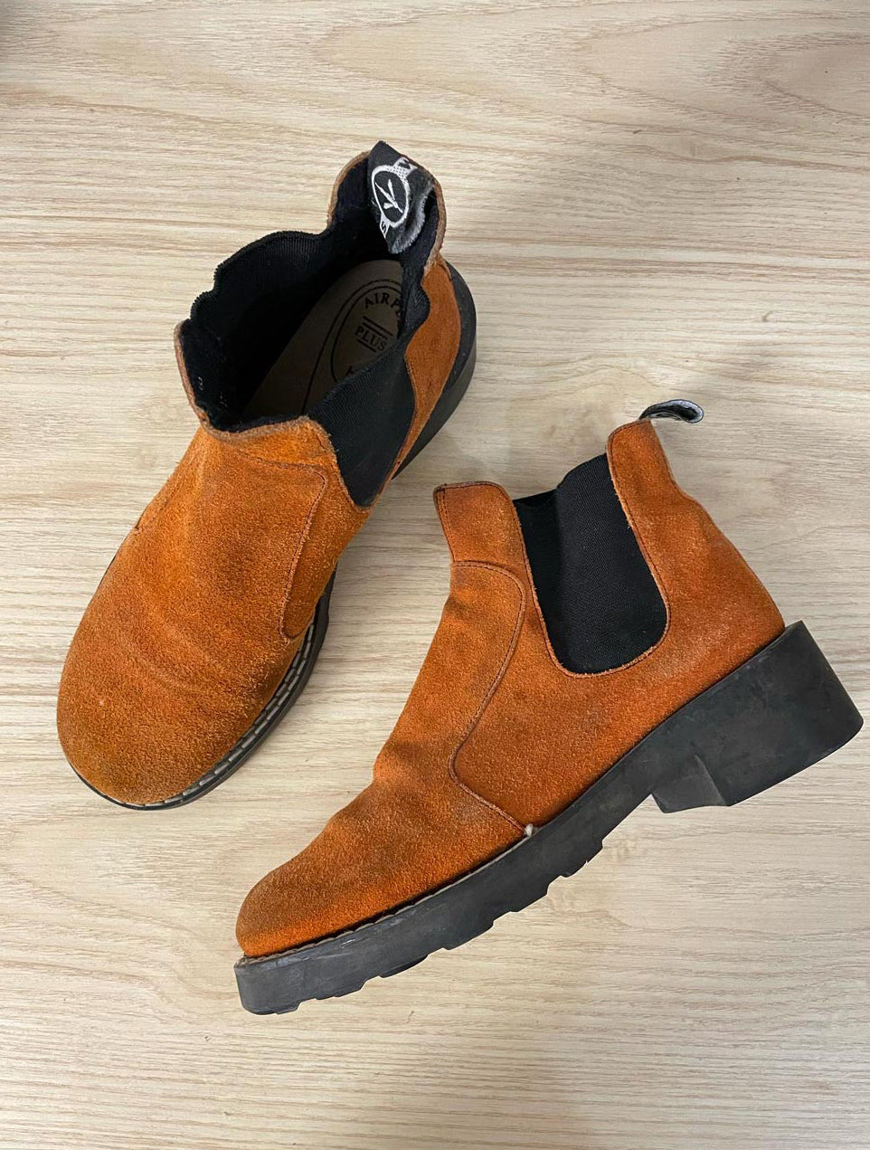 vintage 90s mosquitos suede chelsea boot