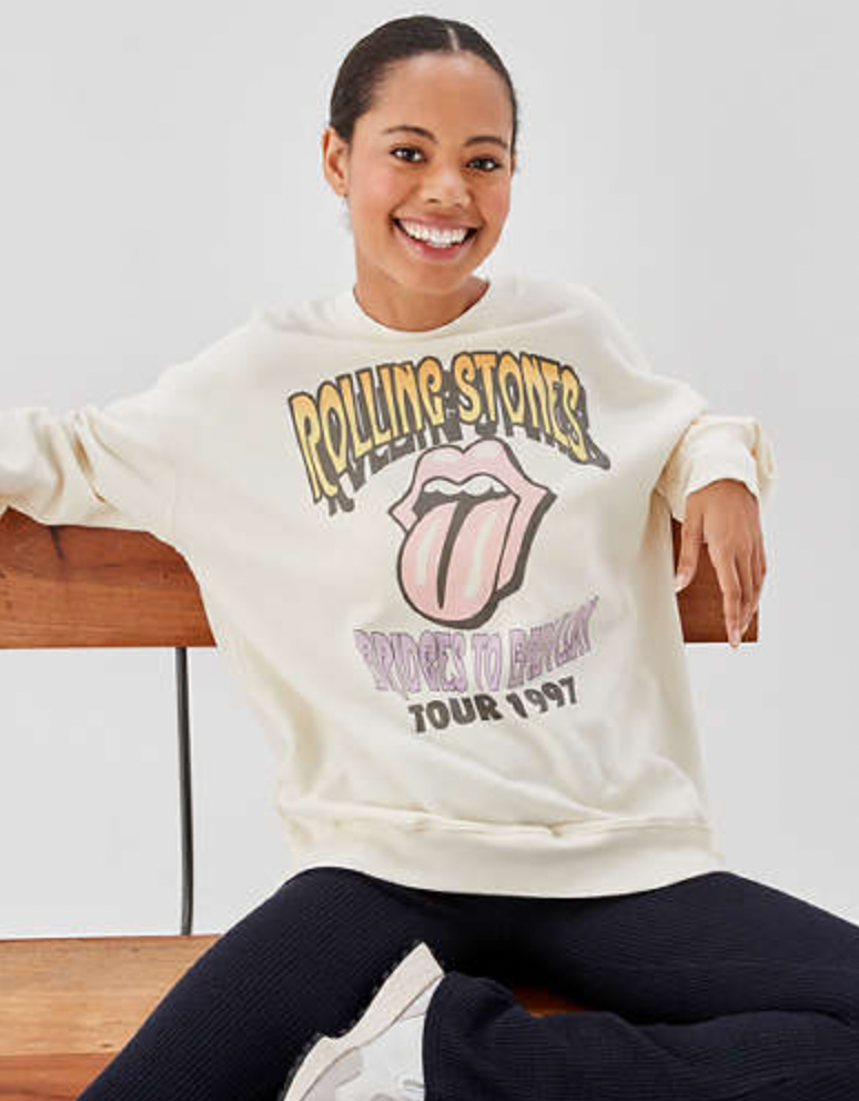 american eagle rolling stones oversized crew