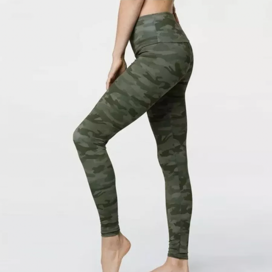 onzie flow high rise camo leggings