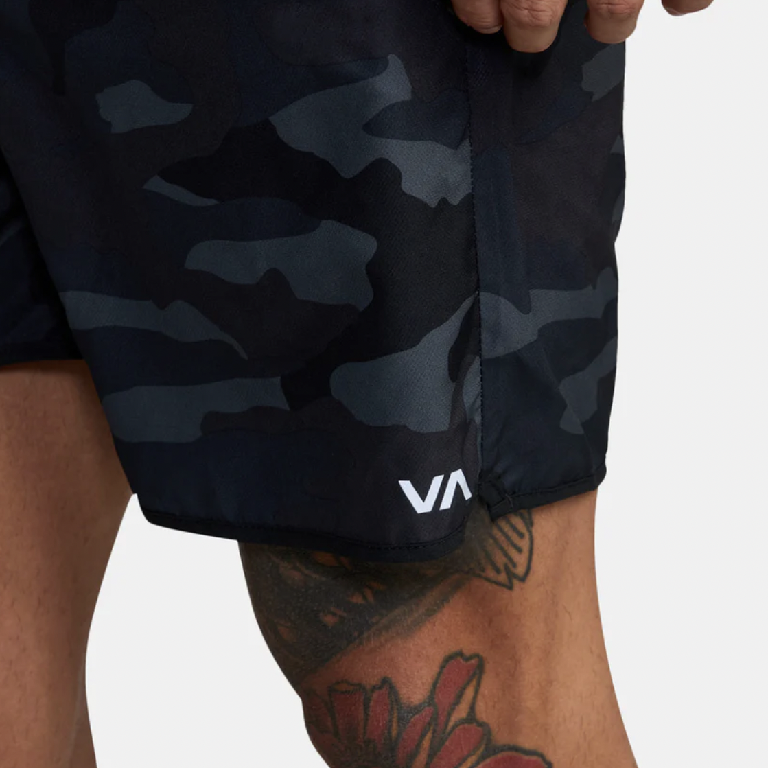 rvca yogger camo stretch athletic shorts