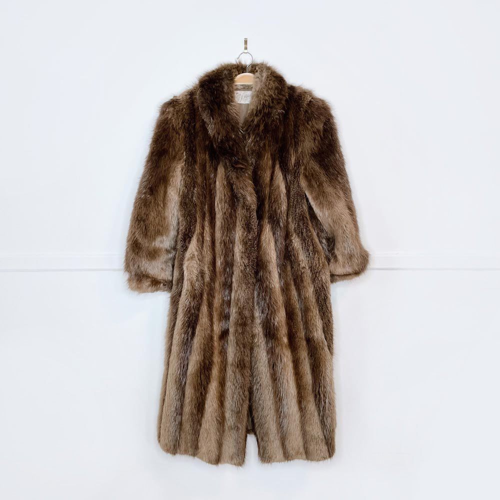 vintage GJ pappillon long beaver fur coat