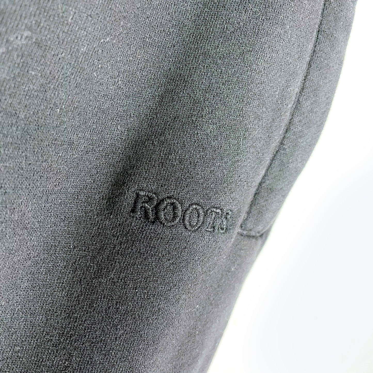 roots 2021 one gender free sweatpants - size small