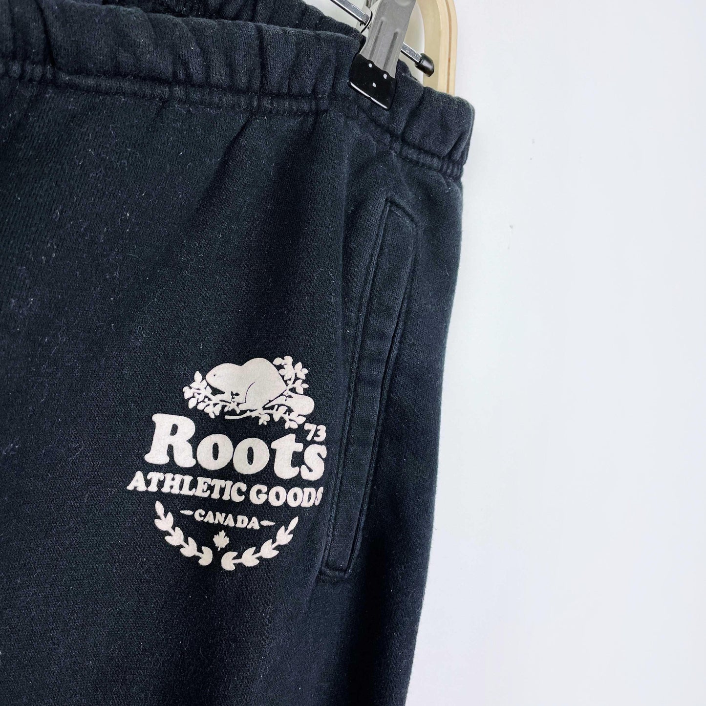 roots original classic black sweatpants - size medium