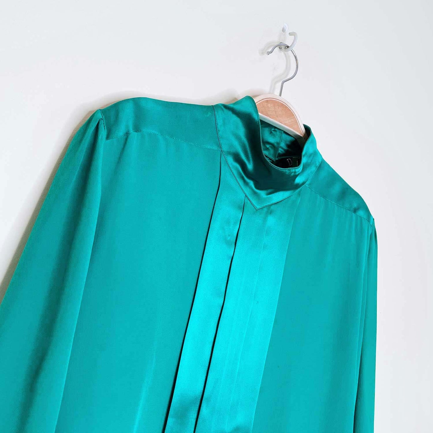 vintage de vinci green silk blouse - size 8