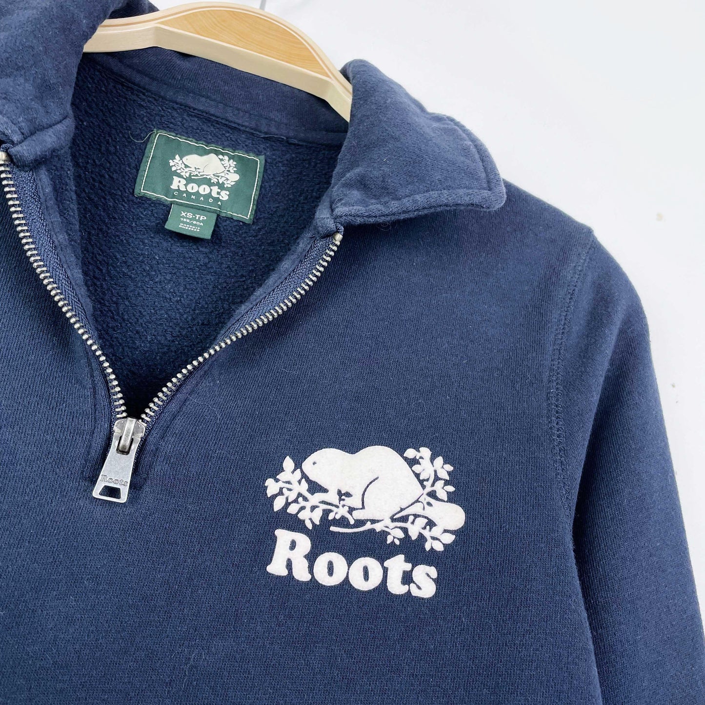 roots navy 1/4 zip sweatshirt