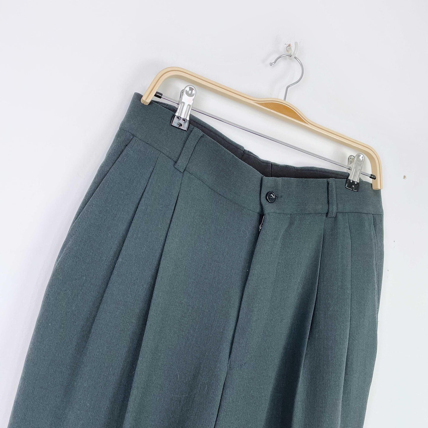 vintage hugo boss prohibition high rise pleated trouser