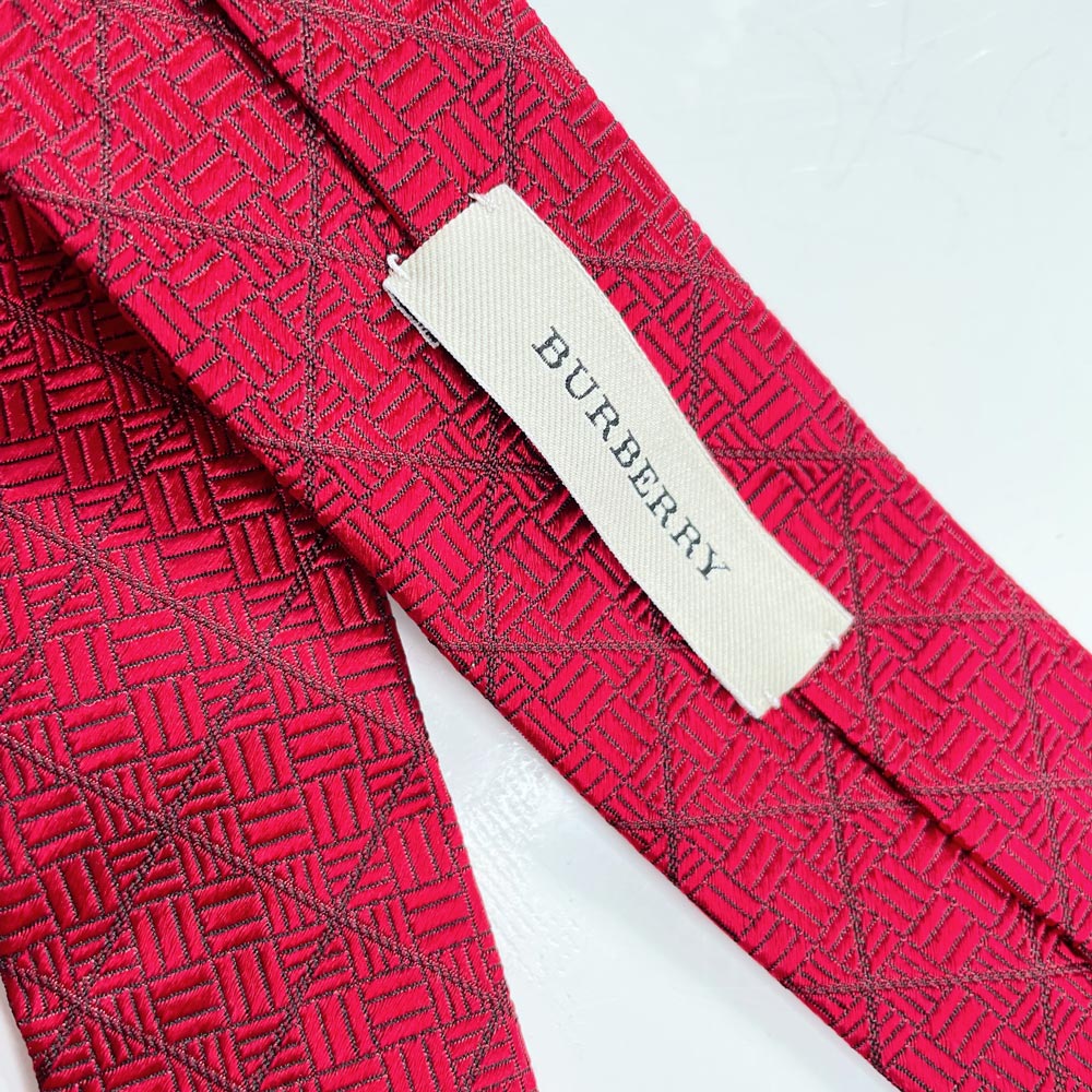 burberry 100% silk red diamond weave tie