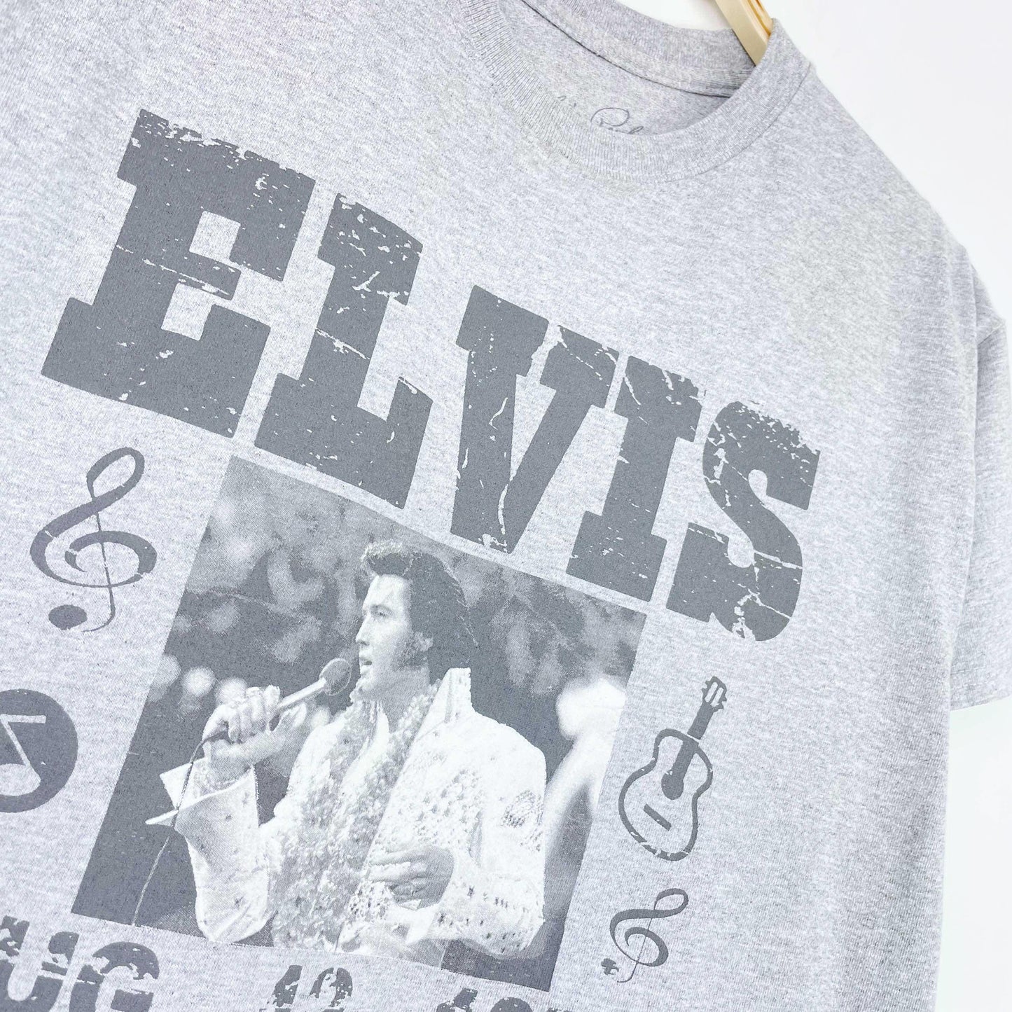 elvis graphic tee