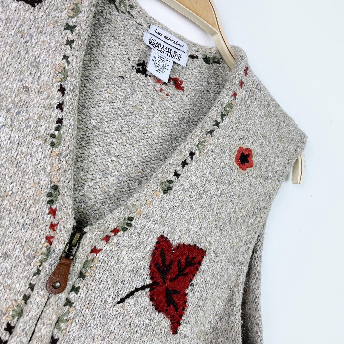 vintage 00s NR hand-embroidered fall knit vest