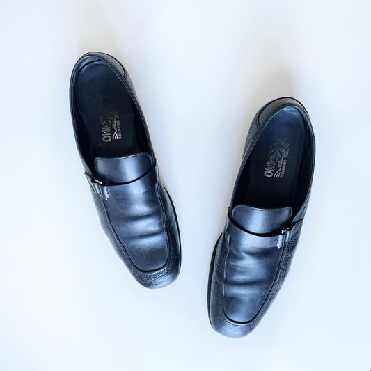 salvatore ferragamo gancini buckle leather loafers