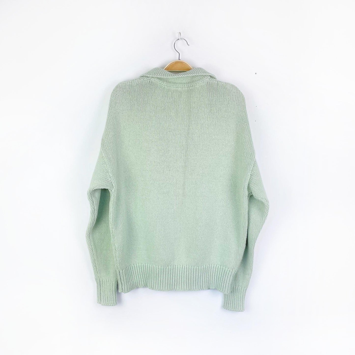 roots 2023 1/2 button chunky knit sweater