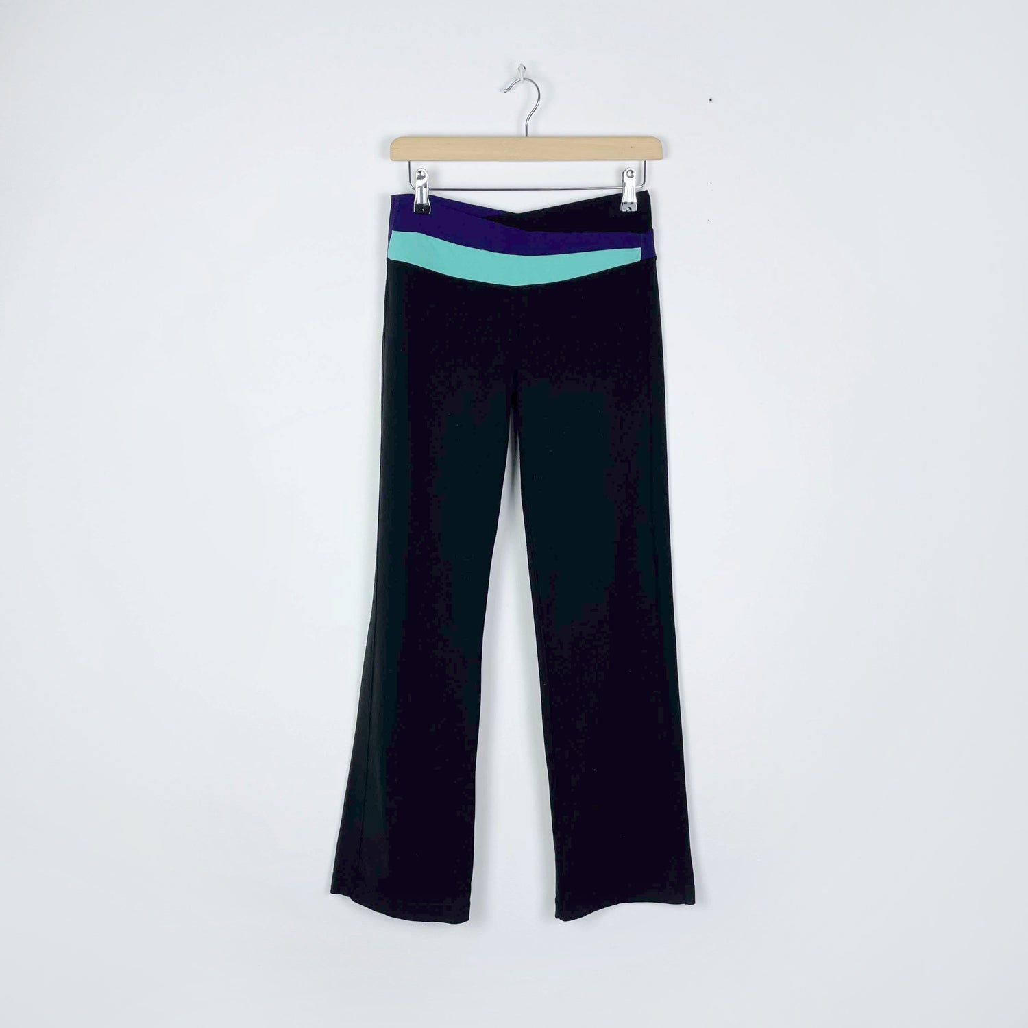 lululemon groove pant - size 8 – good market thrift store